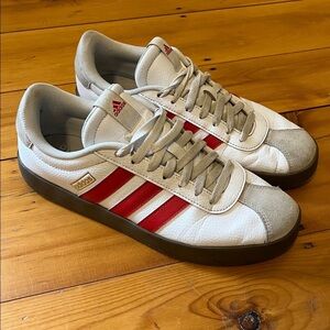 ADIDAS VL Court 3.0 Sneakers Men’s 9 White Red Leather Suede Gum Sole